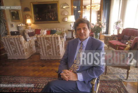 Busto Arsizio ( Milano). Italian violinist Uto Ughi in his house / Busto Arsizio (Milano). Il violinista Uto Ughi nella sua casa - ©Marcello Mencarini/Rosebud2