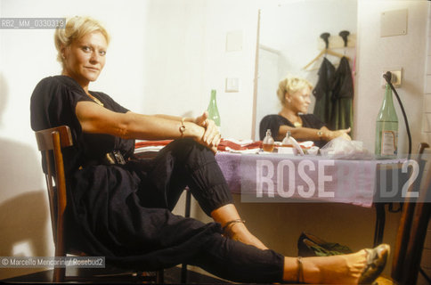 Italian mezzo-soprano opera singer Lucia Valentini Terrani in her dressing room (about 1985) / Il mezzo soprano Lucia Valentini Terrani nel suo camerino (1985 circa) - ©Marcello Mencarini/Rosebud2