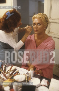 Italian mezzo-soprano opera singer Lucia Valentini Terrani in her dressing room (about 1985) / Il mezzo soprano Lucia Valentini Terrani nel suo camerino (1985 circa) - ©Marcello Mencarini/Rosebud2