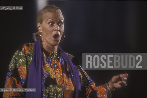 Italian mezzo-soprano Lucia Valentini Terrani performing (about 1990) / Il mezzo soprano Lucia Valentini Terrani durante un recital (1990 circa) - ©Marcello Mencarini/Rosebud2