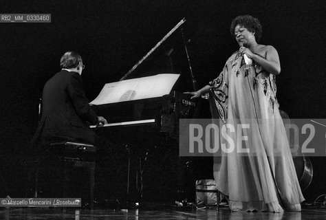 American jazz singer Sarah Vaughan performing (about 1985) / la cantante jazz Sarah Vaughan in concerto (1985 circa) - ©Marcello Mencarini/Rosebud2