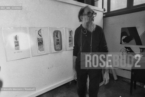 Venice, 1981. Painter Emilio Vedova teaching at the Academy of Fine Arts in Venice / Venezia, 1981. Il pittore Emilio Vedova durante una sua lezione allAccademia di Belle Arti di Venezia - ©Marcello Mencarini/Rosebud2