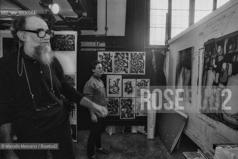 Venice, 1981. Painter Emilio Vedova teaching at the Academy of Fine Arts in Venice / Venezia, 1981. Il pittore Emilio Vedova durante una sua lezione allAccademia di Belle Arti di Venezia - ©Marcello Mencarini/Rosebud2