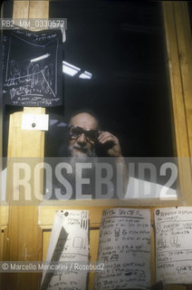 Venice, 1981. Italian painter Emilio Vedova in his studio / Venezia, 1981. Il pittore Emilio Vedova nel suo studio - ©Marcello Mencarini/Rosebud2