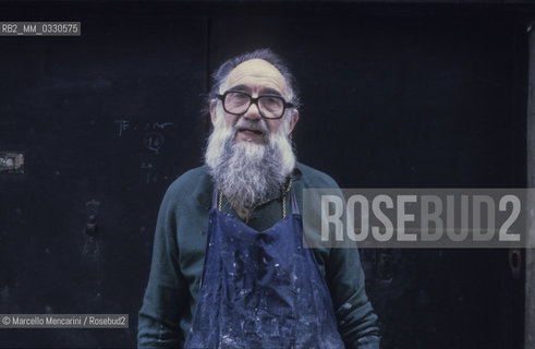 Venice, 1981. Italian painter Emilio Vedova in his studio / Venezia, 1981. Il pittore Emilio Vedova nel suo studio - ©Marcello Mencarini/Rosebud2