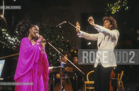 Positano (Salerno), 1987. American opera singer Shirley Verrett and conductor Tzimon Barto / Positano (Salerno), 1987. La cantante lirica Shirley Verrett e il direttore dorchestra Tzimon Barto - ©Marcello Mencarini/Rosebud2