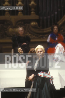 Pesaro, August 18, 1984. Rossini Opera Festival. Mezzo-soprano Lucia Valentini Terrani as Marchesa Melibea in Il viaggio a Reims (The Jorney to Reims) by Gioacchino Rossini. This is the first performance of that opera staged by Luca Ronconi and conducted by Claudio Abbado, after the reconstruction of its manuscript, assumed lost, in the 1970s / Pesaro, 18 agosto 1984. Rossini Opera Festival. Il mezzosoprano Lucia Valentini Terrani nel ruolo della contessa Melibea ne Il viaggio a Reims di Gioacchino Rossini. E la prima rappresentazione dellopera con la regia di Luca Ronconi e la direzione dorchestra di Claudio Abbado, dopo il ritrovamento e la ricomposizione negli anni 70 del suo manoscritto che si credeva perduto - ©Marcello Mencarini/Rosebud2