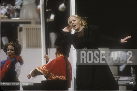 Pesaro, August 18, 1984. Rossini Opera Festival. Soprano Katia Ricciarelli as Madame Cortese in Il viaggio a Reims (The Jorney to Reims) by Gioacchino Rossini. This is the first performance of that opera staged by Luca Ronconi and conducted by Claudio Abbado, after the reconstruction of its manuscript, assumed lost, in the 1970s / Pesaro, 18 agosto 1984. Rossini Opera Festival. Il soprano Katia Ricciarelli nel ruolo di Madame Cortese ne Il viaggio a Reims di Gioacchino Rossini. E la prima rappresentazione dellopera con la regia di Luca Ronconi e la direzione dorchestra di Clauio Abbado, dopo il ritrovamento e la ricomposizione negli anni 70 del suo manoscritto che si credeva perduto - ©Marcello Mencarini/Rosebud2