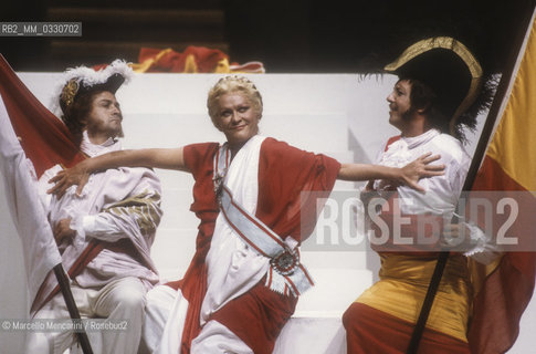 Pesaro, August 18, 1984. Rossini Opera Festival. Mezzo-soprano Lucia Valentini Terrani as Marchesa Melibea in Il viaggio a Reims (The Jorney to Reims) by Gioacchino Rossini. This is the first performance of that opera staged by Luca Ronconi and conducted by Claudio Abbado, after the reconstruction of its manuscript, assumed lost, in the 1970s / Pesaro, 18 agosto 1984. Rossini Opera Festival. Il mezzosoprano Lucia Valentini Terrani nel ruolo della contessa Melibea ne Il viaggio a Reims di Gioacchino Rossini. E la prima rappresentazione dellopera con la regia di Luca Ronconi e la direzione dorchestra di Claudio Abbado, dopo il ritrovamento e la ricomposizione negli anni 70 del suo manoscritto che si credeva perduto - ©Marcello Mencarini/Rosebud2