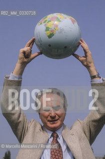 Brescia, 1989. Coach of the Italian national soccer team Azeglio Vicini / Brescia, 1989. Lallenatore della Nazionale di calcio Azeglio Vicini - ©Marcello Mencarini/Rosebud2