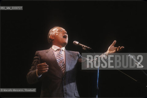 Italian singer Claudio Villa performing (about 1985) / Il cantante Claudio Villa in concerto (1985 circa) - ©Marcello Mencarini/Rosebud2