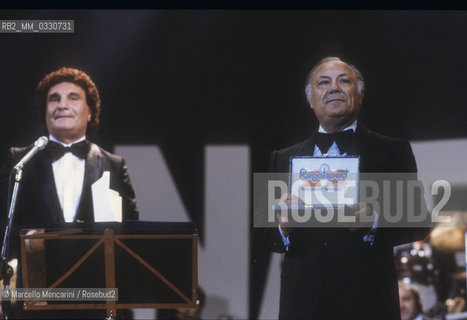 Naples, about 1985. Enzo Berri and singer Claudio Villa at the Festival Napoli prima e dopo (Naples before and after) / Napoli, 1985 circa. Enzo Berri e il cantante Claudio Villa al festival Napoli prima e dopo - ©Marcello Mencarini/Rosebud2