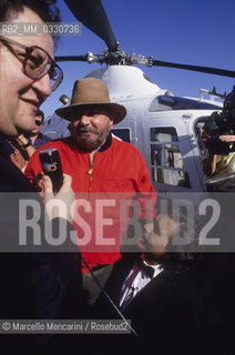 Venice Lido, Venice Film Festival 1992. Italian journalist Vincenzo Mollica, actor Paolo Villaggio and TV presenter Piero Chiambretti / Lido di Venezia, Mostra del Cinema di Venezia 1992. Il giornalista Vincenzo Mollica, lattore Paolo Villaggio e il presentatore Piero Chiambretti - ©Marcello Mencarini/Rosebud2