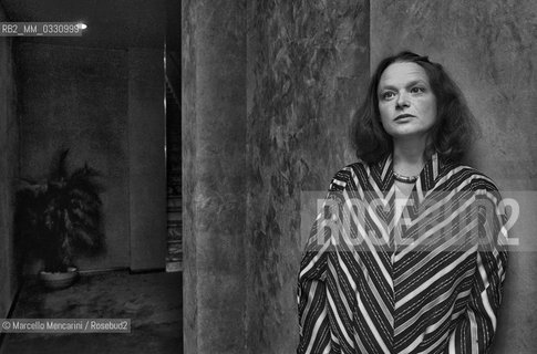 U.S. poet Anne Waldman in Rome to attends the First Festival of the Poets held on the beach of Castelporziano, near Rome (1979) / La poetessa Ann Waldman a Roma per partecipare al Primo Festival dei poeti che si è svolto sulla spiaggia di Castelporziano, vicino a Roma - ©Marcello Mencarini/Rosebud2