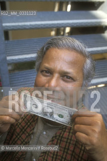 Mantua Literature Festival, 1999. Bangladeshi economist Muhammad Yunus, founded Grameen Bank and pioneered the concepts of microcredit and microfinance / Festivaletteratura di Mantova 1999. Leconomista bengalese Muhammad Yunus, fondatore della Grameen Bank (banca etica) ed idetore del microcredito - ©Marcello Mencarini/Rosebud2