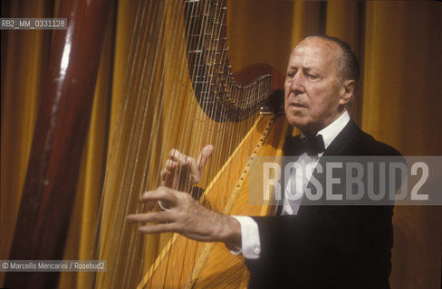 Spanish harpist Nicanor Zabaleta (about 1985) / Larpista spagnolo Nicanor Zabaleta (1985 circa) - ©Marcello Mencarini/Rosebud2