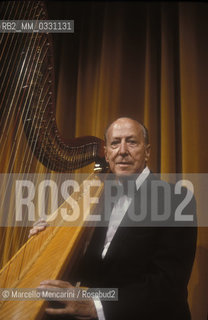 Spanish harpist Nicanor Zabaleta (about 1985) / Larpista spagnolo Nicanor Zabaleta (1985 circa) - ©Marcello Mencarini/Rosebud2