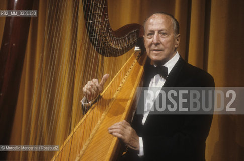 Spanish harpist Nicanor Zabaleta (about 1985) / Larpista spagnolo Nicanor Zabaleta (1985 circa) - ©Marcello Mencarini/Rosebud2