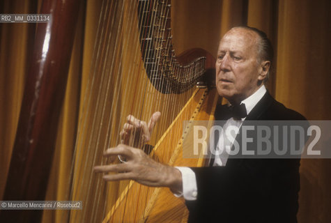 Spanish harpist Nicanor Zabaleta (about 1985) / Larpista spagnolo Nicanor Zabaleta (1985 circa) - ©Marcello Mencarini/Rosebud2