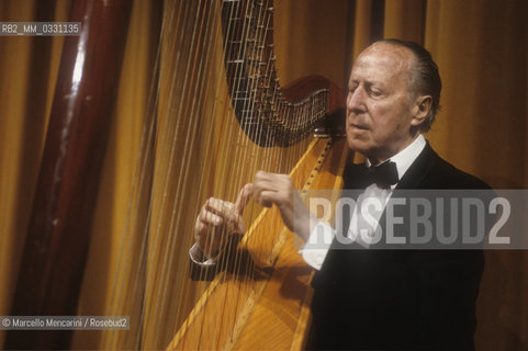 Spanish harpist Nicanor Zabaleta (about 1985) / Larpista spagnolo Nicanor Zabaleta (1985 circa) - ©Marcello Mencarini/Rosebud2