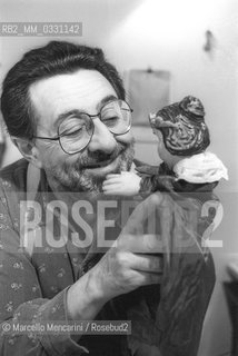 Rome, 1980. Italian cartoonist Pino Zac (real name Giuseppe Zaccaria) in his studio / Roma, 1980. Il disegnatore Pino Zac nel suo studio -
 ©Marcello Mencarini/Rosebud2