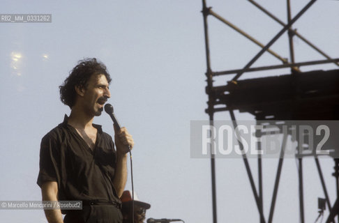 Rome, 1982. American rock musician and composer Frank Zappa / Rome, 1982. Il compositore e musicista rock Frank Zappa - ©Marcello Mencarini/Rosebud2