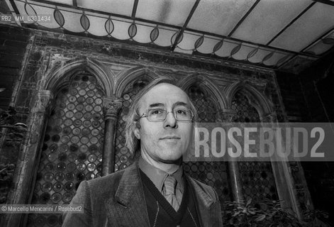 Venice, Caffé Florian, about 1980. Argentinian pianist Jorge Zulueta / Venezia, Caffè Florian, 1980 circa. Il pianista argentino Jorge Zulueta - ©Marcello Mencarini/Rosebud2