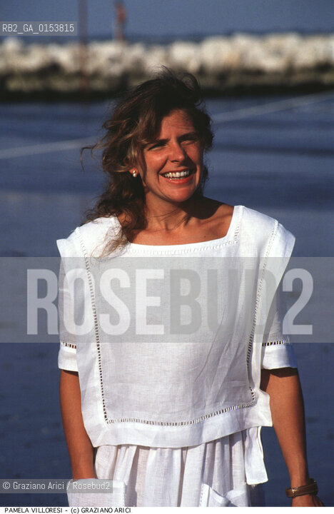- Venezia,1995.Festival Internazionale dArte Cinematografica di Venezia.Ritratto dellattrice Pamela Villoresi Cinema ritratto attrice spiaggia Lido- Venice,1995.Venice International Film Festival.Portrait of the actress Pamela Villoresi on the beach  ©Graziano Arici/Rosebud2