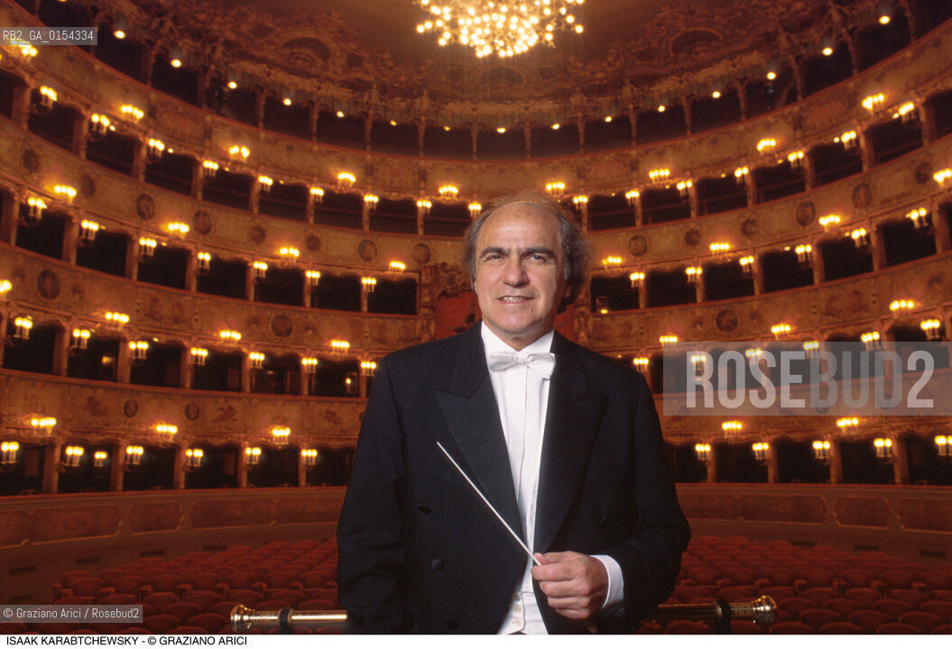 Venezia,1995.Gran teatro La Fenice.Ritratto del direttore dorchestra Isaac Karabtchevsky.Musica classica direttore orchestra ritratto .Venice,1995. Gran teatro La Fenice.Portrait of the conductor Isaac Karabtchevsky ©Graziano Arici/Rosebud2
