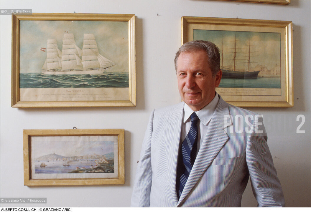 Venezia,1987.Ritratto dellarmatore Alberto Cosulich in casa sua. Ritratto armatore economia barca navi modellino .Venice,1987. Portrait of the shipowner Alberto Cosulich at home ©Graziano Arici/Rosebud2