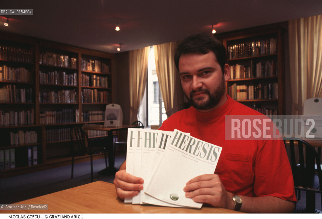 -CARCASSONNE,1995.RITRATTO DI GOZDU NICOLAS, ERESIA- DIRETTORE DEL CENTRE NATIONAL DETUDES CATARES (CENTRE RENE NELLI)  A CARCASSONNE.RITRATTO CATARI STUDIO .-CARCASSONE,1995.PORTRAIT OF GOZDU NICOLAS, HERESY DIRECTOR OF CENTRE NATIONAL DETUDES CATARES (CENTRE RENE NELLI)  IN CARCASSONNE- CATHARS ©Graziano Arici/Rosebud2 