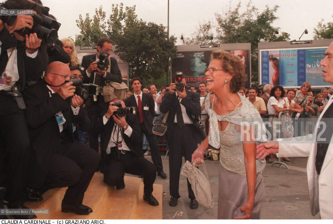 - Venezia, 1998. 55°Festival Internazionale dArte Cinematografica di Venezia.Ritratto dellattrice Claudia Cardinale con il marito, il regista Pasquale Squitieri. Cinema ritratto attrice regista fotografi.- Venice,1998. 55th Venice International Film Festival.Portrait of the actress Claudia Cardinale with her husband, the director  Pasquale Squitieri  ©Graziano Arici/Rosebud2