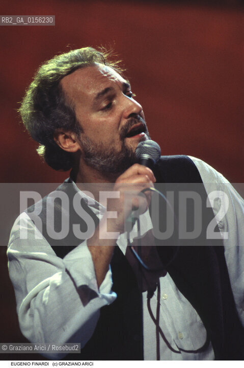 Venezia,1996.Ritratto del cantautore Eugenio Finardi.Musica cantante ritratto folk cantautore cappello chitarra -Venice,1996. Portrait of the singer and songwriter Eugenio Finardi ©Graziano Arici/Rosebud2