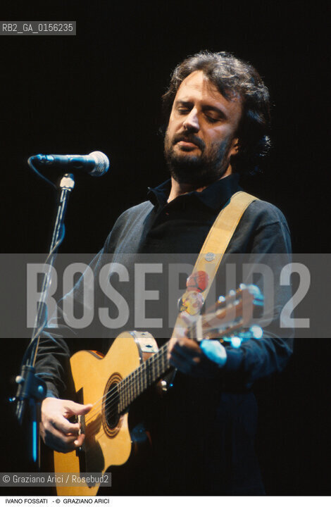 Venezia,1992.Ritratto del cantautore Ivano Fossati.Musica cantante ritratto cantautore concerto chitarra -Venice,1992. Portrait of the singer and songwriter Eugenio Finardi  ©Graziano Arici/Rosebud2