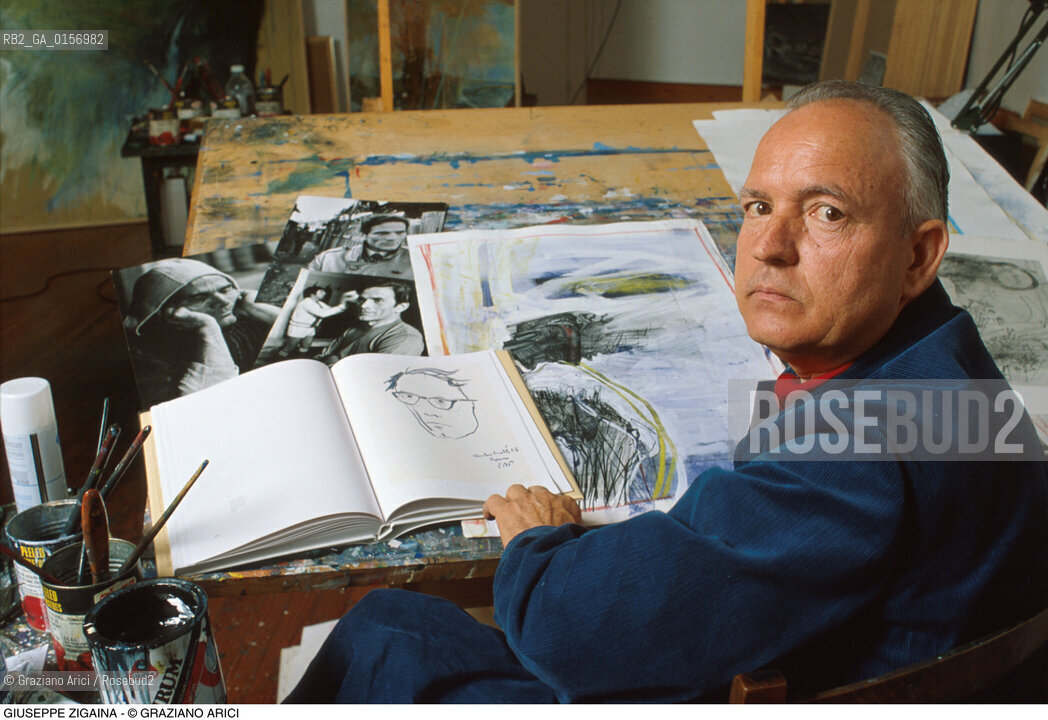 Caption: Nome: .ZIGAINA GIUSEPPE.Descrizione: .ARTE PITTORE  / IN STUDIO CON RITRATTO DI PASOLINI .Credit: ©Graziano Arici/Rosebud2 / Costo: .A.Nazione: .ITALIA.Cittˆ: ..Data: .1988