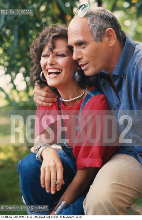 Caption: Nome: .CARDINALE CLAUDIA.Descrizione: .CINEMA ATTRICE/CON IL MARITO REGISTA PASQUALE SQUITIERI.Credit: ©Graziano Arici/Rosebud2 / Costo: .A.Nazione: .ITALIA.Cittˆ: ..Data: .1996