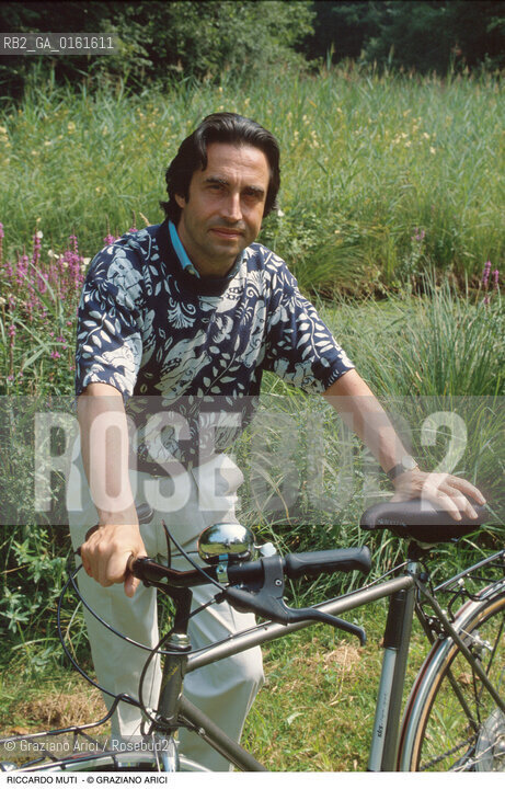 Caption: Nome: .MUTI RICCARDO.Descrizione: .MUSICA CLASSICA DIRETTORE DORCHESTRA/CON BICICLETTA.Credit: ©Graziano Arici/Rosebud2 / Costo: .A.Nazione: .ITALIA.Cittˆ: .SALISBURGO.Data: .1992