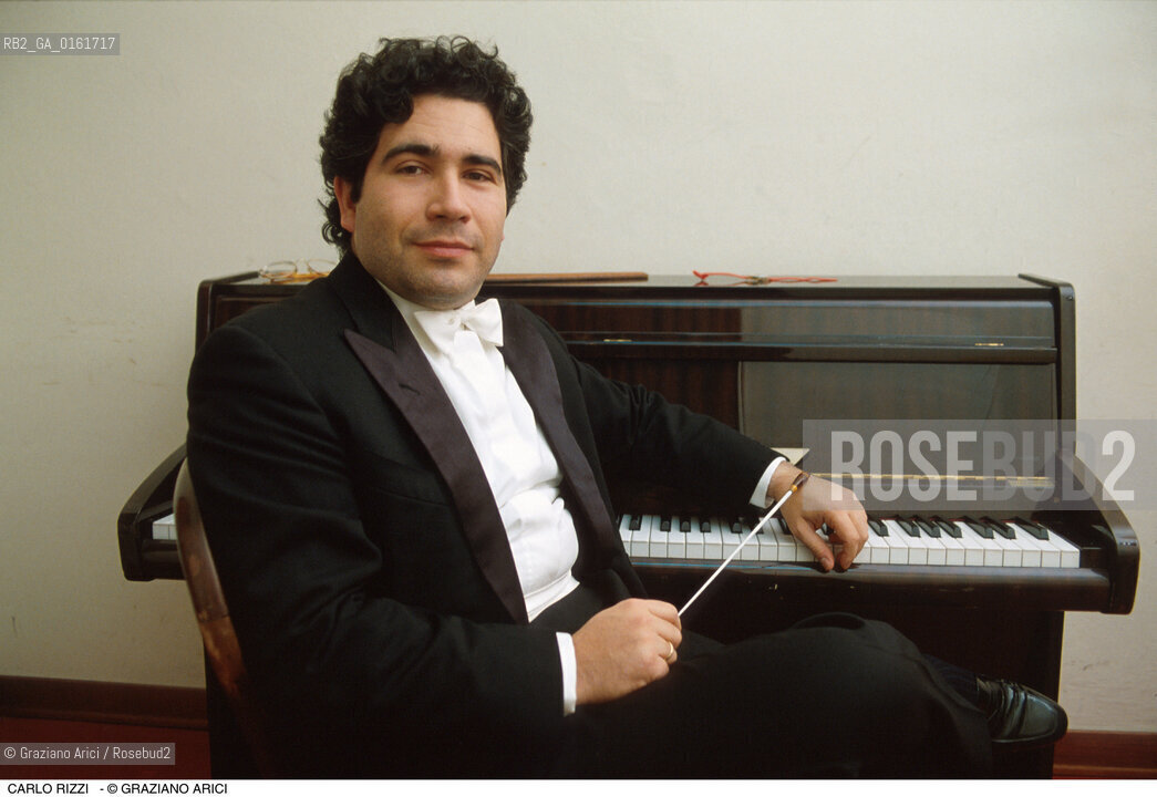 Caption: Nome: .RIZZI CARLO.Descrizione: .MUSICA CLASSICA DIRETTORE DORCHESTRA/CON PIANOFORTE.Credit: ©Graziano Arici/Rosebud2 / Costo: .A.Nazione: .ITALIA.Cittˆ: ..Data: .1995