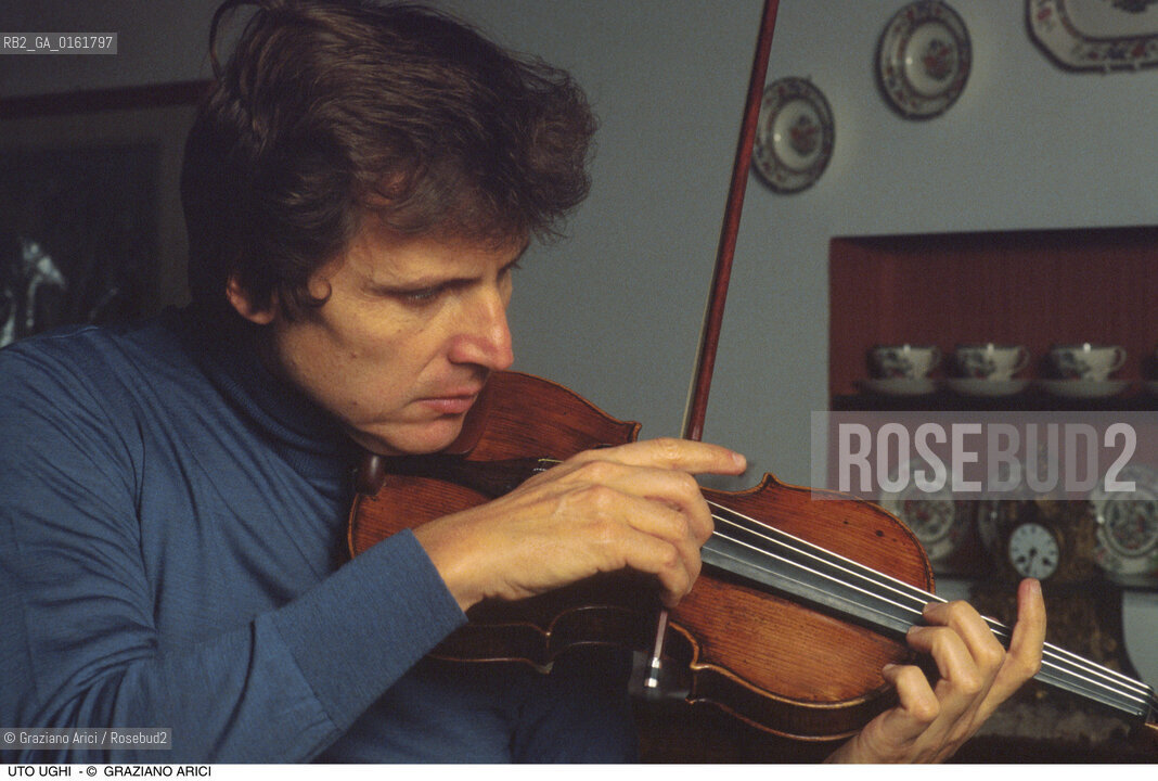Caption: Nome: .UGHI UTO.Descrizione: .MUSICA CLASSICA VIOLINISTA/AL VIOLINO.Credit: ©Graziano Arici/Rosebud2 / Costo: .A.Nazione: .ITALIA.Cittˆ: ..Data: .1987