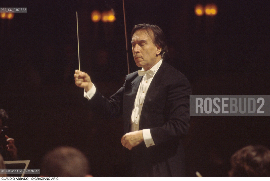 Caption: Nome: .ABBADO CLAUDIO.Descrizione: .MUSICA CLASSICA DIRETTORE DORCHESTRA.CLASSIC MUSIC CONDUCTOR  .Credit: ©Graziano Arici/Rosebud2 / Costo: .A.Nazione: .ITALIA.ITALY.Cittˆ: ..Data: .1992