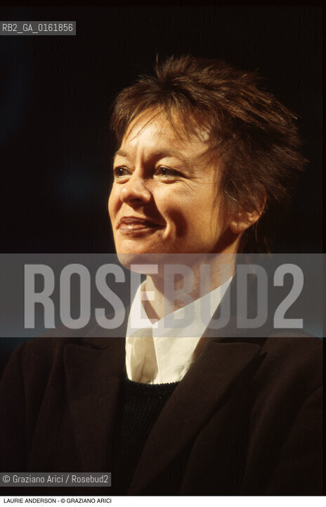 Caption: Nome: .ANDERSON LAURIE.Descrizione: .MUSICA ELETTRONICA ROCK MULTIMEDIA COMPOSITRICE CONTEMPORANEA CANTANTE VIOLINISTA.Credit: ©Graziano Arici/Rosebud2 / Costo: .A.Nazione: .USA.Cittˆ: ..Data: .1996