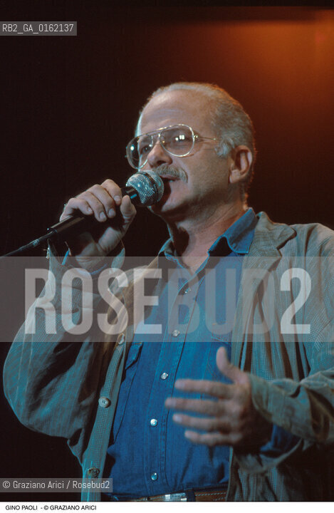 Caption: Nome: .PAOLI GINO.Descrizione: .MUSICA POP CANTAUTORE.Credit: ©Graziano Arici/Rosebud2 / Costo: .A.Nazione: .ITALIA.Cittˆ: ..Data: .1996