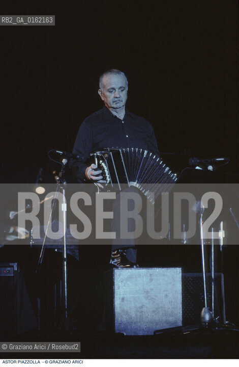 Caption: Nome: .PIAZZOLLA ASTOR.Descrizione: .MUSICA COMPOSITORE TANGO/CON BANDONEON.Credit: ©Graziano Arici/Rosebud2 / Costo: .A.Nazione: .ARGENTINA.Cittˆ: ..Data: .1989