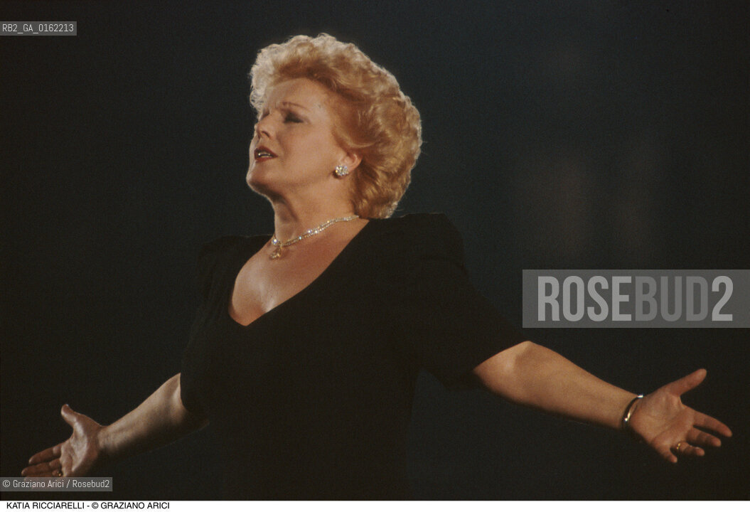 Caption: Nome: .RICCIARELLI KATIA.Descrizione: .MUSICA CLASSICA CANTANTE LIRICA.Credit: ©Graziano Arici/Rosebud2 / Costo: .A.Nazione: .ITALIA.Cittˆ: ..Data: .1996