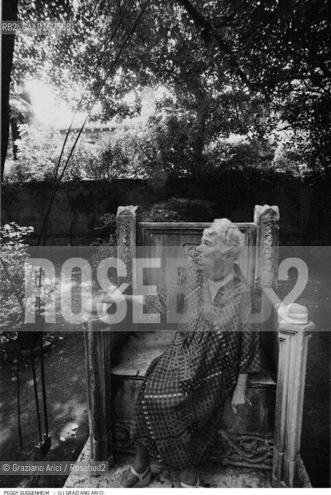 Nome:.GUGGENHEIM PEGGY.Descrizione: .ARTE COLLEZIONISTA / NEL GIARDINO DELLA SUA CASA.Credit: ©Graziano Arici/Rosebud2 / Costo: .A.Nazione: .USA.Cittˆ: .VENEZIA.Data: .1979.