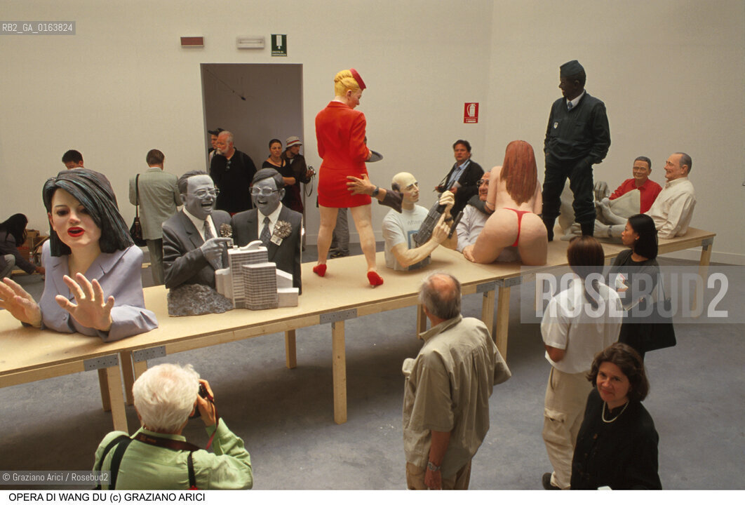 Nome:.WANG DU, MARCHE AUX PUCES - MISE EN VENTE D INFORMATIONS D OCCASION             .Descrizione:.XLVIII ESPOSIZIONE INTERNAZIONALE DARTE LA BIENNALE DI VENEZIA / SCULTURA / OPERA DI WANG DU / MONICA LEWINSKY.XLVIII NTERNATIONAL ART EXHIBITION  LA BIENNALE DI VENEZIA  /  SCULPTURE / WORK OF WANG DU .Credit:.Graziano Arici/Rosebud2/.Costo:.A.Nazione:.CINA .CHINA.Cittˆ:.VENEZIA.VENICE.Data:.GIUGNO 1999