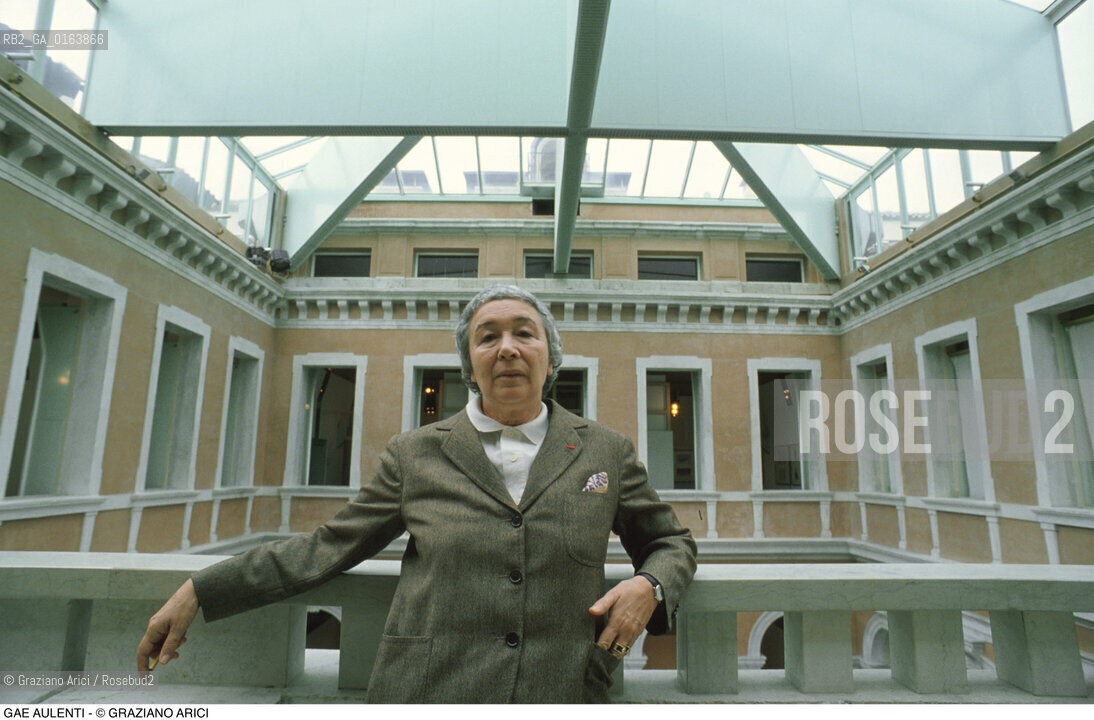 Caption: Nome: .AULENTI GAE.Descrizione: .ARCHITETTURA ARCHITETTO INDUSTRIAL DESIGNER/ALLINTERNO DI PALAZZO GRASSI.Credit: ©Graziano Arici/Rosebud2 / Costo: .A.Nazione: .ITALIA.Cittˆ: ..Data: .1987