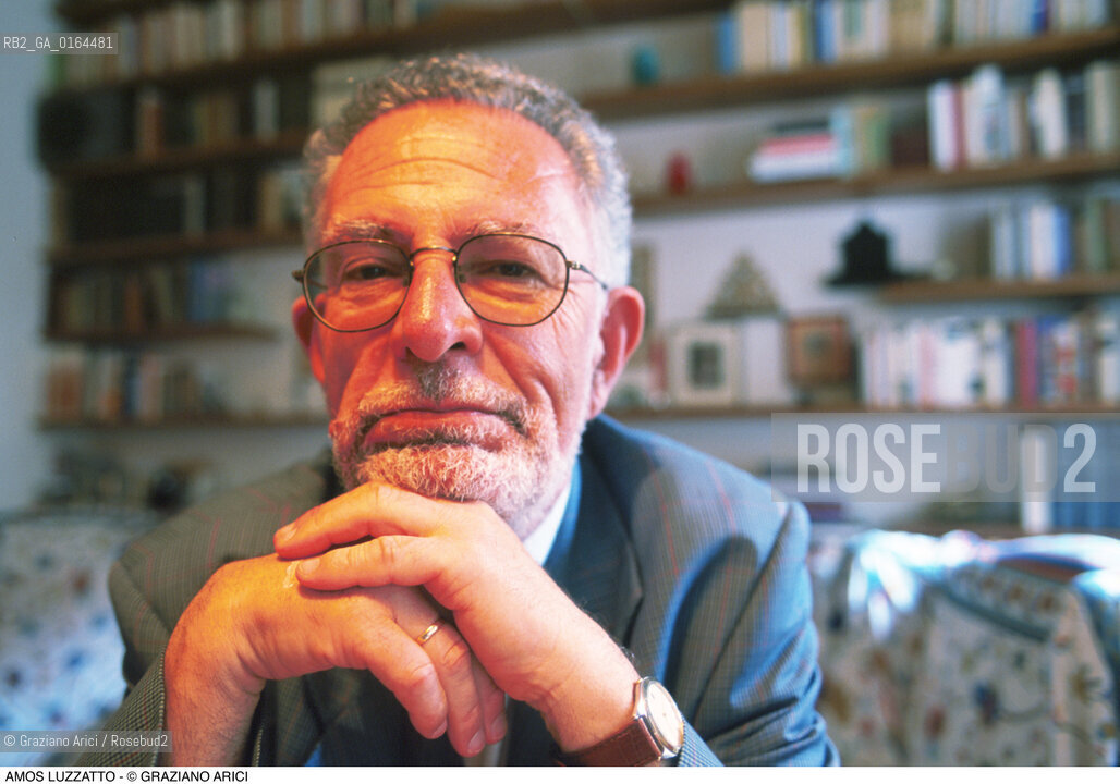 Caption: Nome:.LUZZATTO AMOS.Descrizione:.PRESIDENTE COMUNITA EBRAICA ITALIANA .PRESIDENT OF ITALIAN JEWISH COMUNITY .Credit:.Graziano Arici/Rosebud2/.Costo:.A.Nazione:.ITALIA.ITALY.Cittˆ:..Data:.1996
