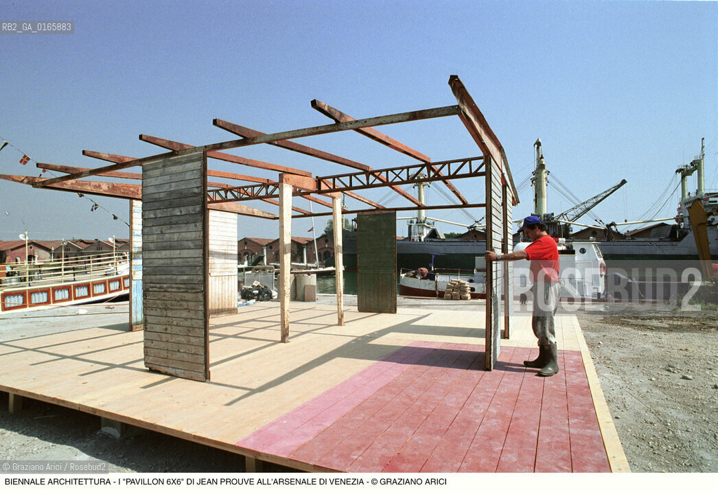 Caption: Nome: . 7¡ BIENNALE ARCHITETTURA 2000 - CITTA: LESS AESTHETICS, MORE ETHICS .Descrizione: .I PAVILLON 6X6 DI JEAN PROUVE ALLARSENALE DI VENEZIACredit: ©Graziano Arici/Rosebud2 .Nazione: ..Cittˆ: ..Data: .2000