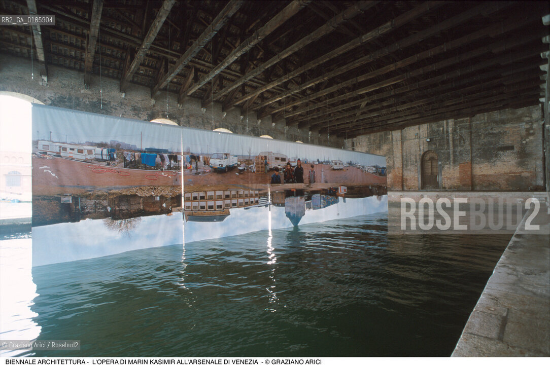 Caption: Nome: .7¡ BIENNALE ARCHITETTURA 2000 - CITTA: LESS AESTHETICS, MORE ETHICS .Descrizione: .LOPERA DI MARIN KASIMIR ALLARSENALE DI VENEZIA.Credit: ©Graziano Arici/Rosebud2 .Nazione: ..Cittˆ: ..Data: .2000